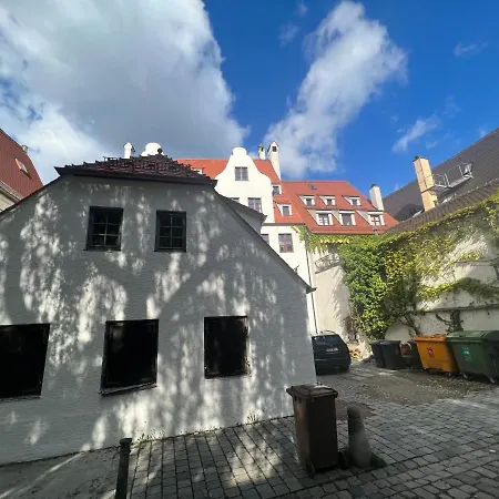 Liboria Ii Wohnen Im Denkmal Augsburgs 아파트 *